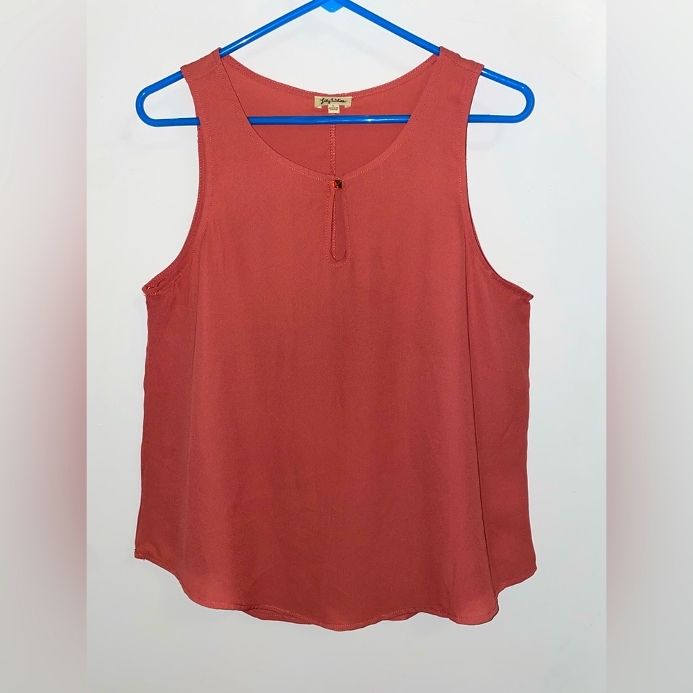 Lily White Sleeveless Blouse (Size L)